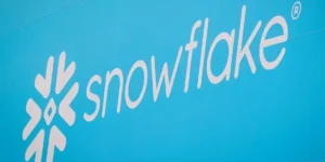 Snowflake Tumbles on Slower Quarterly Product Revenue Growth Forecast