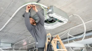 How Does AutoCAD HVAC Training Cover Pipe Sizing Tables and Drawing Annotation?