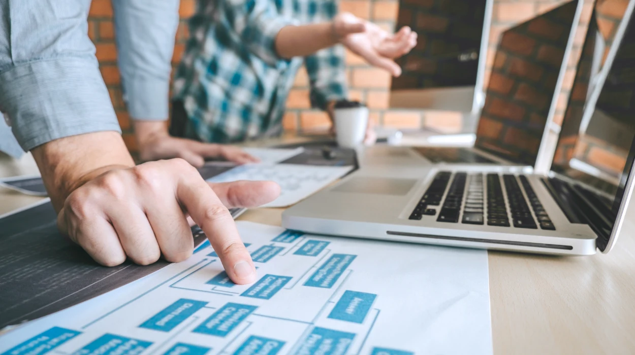 How Does Imperial's HVAC Programme Enforce Professional Layer Management Habits?
