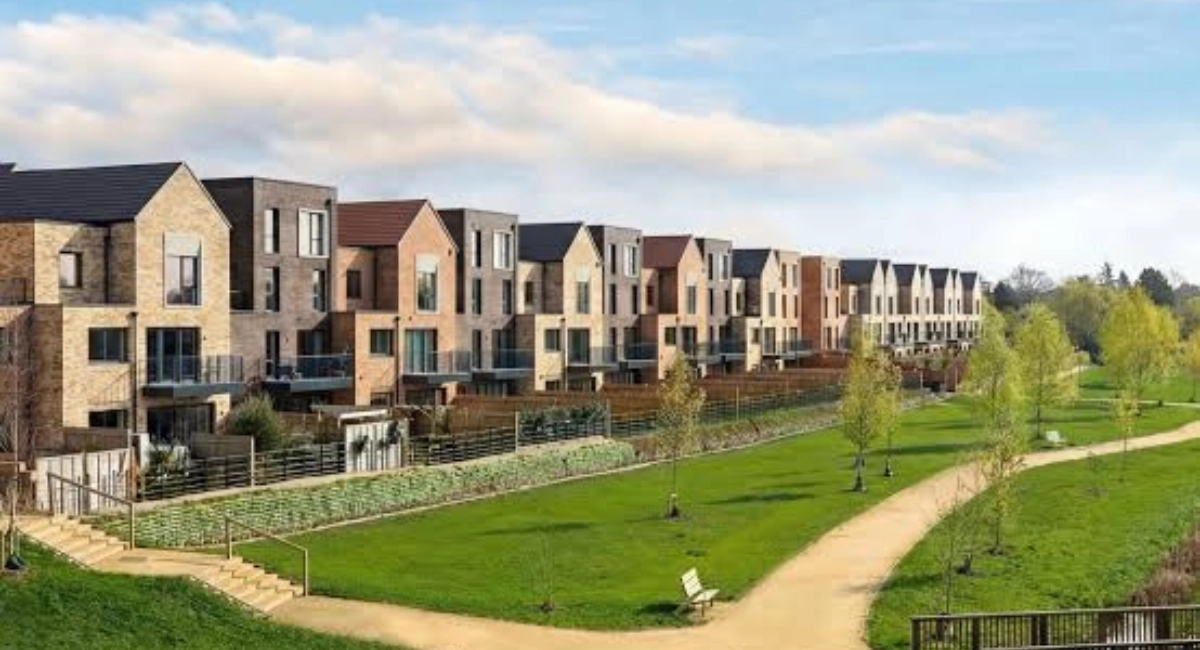 The Hill Group Reports Record £92.5m Profit and £1.2bn Revenue